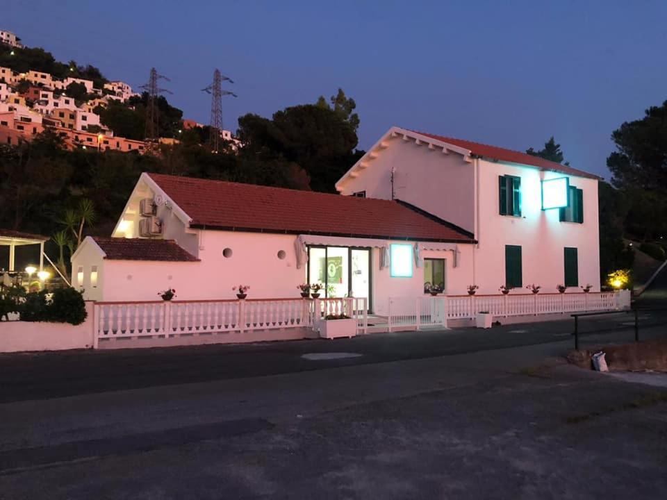 Miramare Bed&Food - Free Parking & Wifi Bed & Breakfast San Nicola Arcella Exterior photo